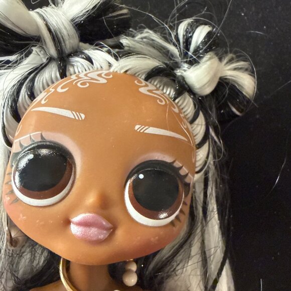 2 Lol Surprise Omg Dolls Switches Sunshine Makeover And Cosmic Nova Nude 9” - Picture 6 of 10